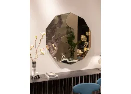 Specchio scultoreo Decameron di Tonin Casa
