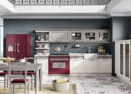 Cucina Classica Oprah 02 in legno massello laccato Bianco con particolari in laccato opaco Rosso di Creo