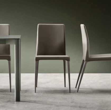 Sedia Dakota in ecopelle di Maronese