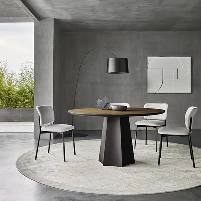 Tavolo rotondo Poliedro in Rovere Termotrattato di Sangiacomo