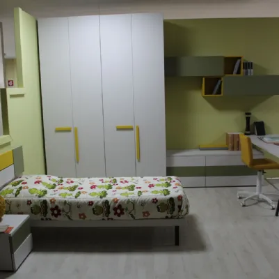 Cameretta Fantasy con letto a terra
