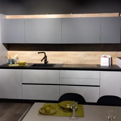 Cucina in cemento chiaro
