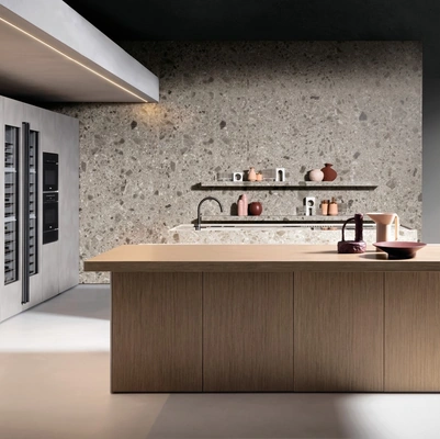 Cucina Design con isola Antis Project 5 in Wood caneté plus Brown di Euromobil