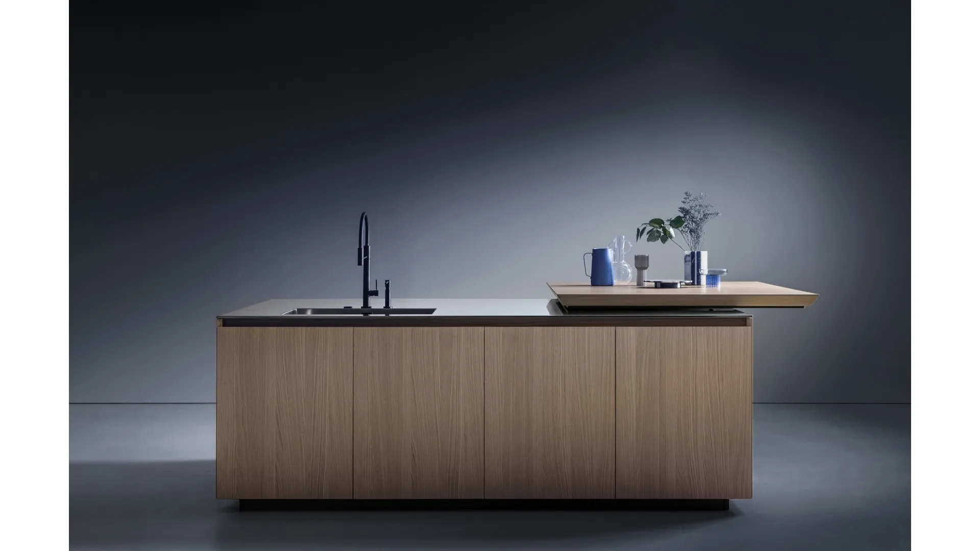 Cucina Design con isola Antis Project 1 di Euromobil