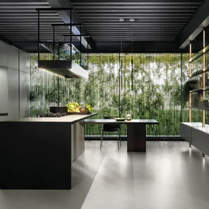 Cucina Design con isola Lain Project 6 in laccato Ottanio di Euromobil