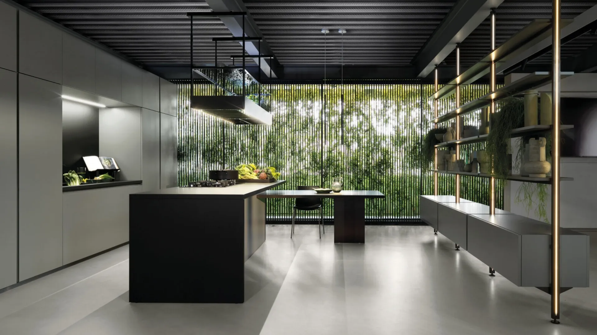 Cucina Design con isola Lain Project 6 in laccato Ottanio di Euromobil