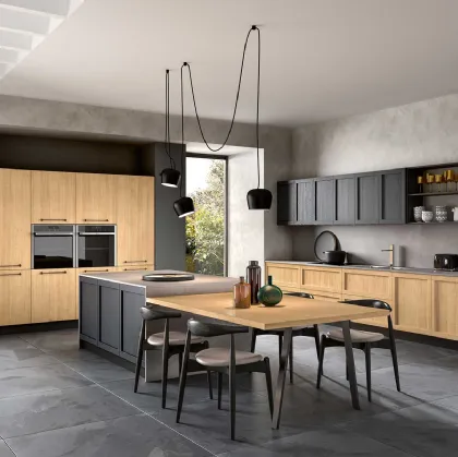 Cucina Moderna con isola Class 02 in legno finitura Rovere nodato e laccato Fumo di GM Cucine