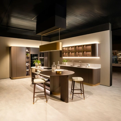 Cucina Moderna con isola Clover Design 00 di Lube