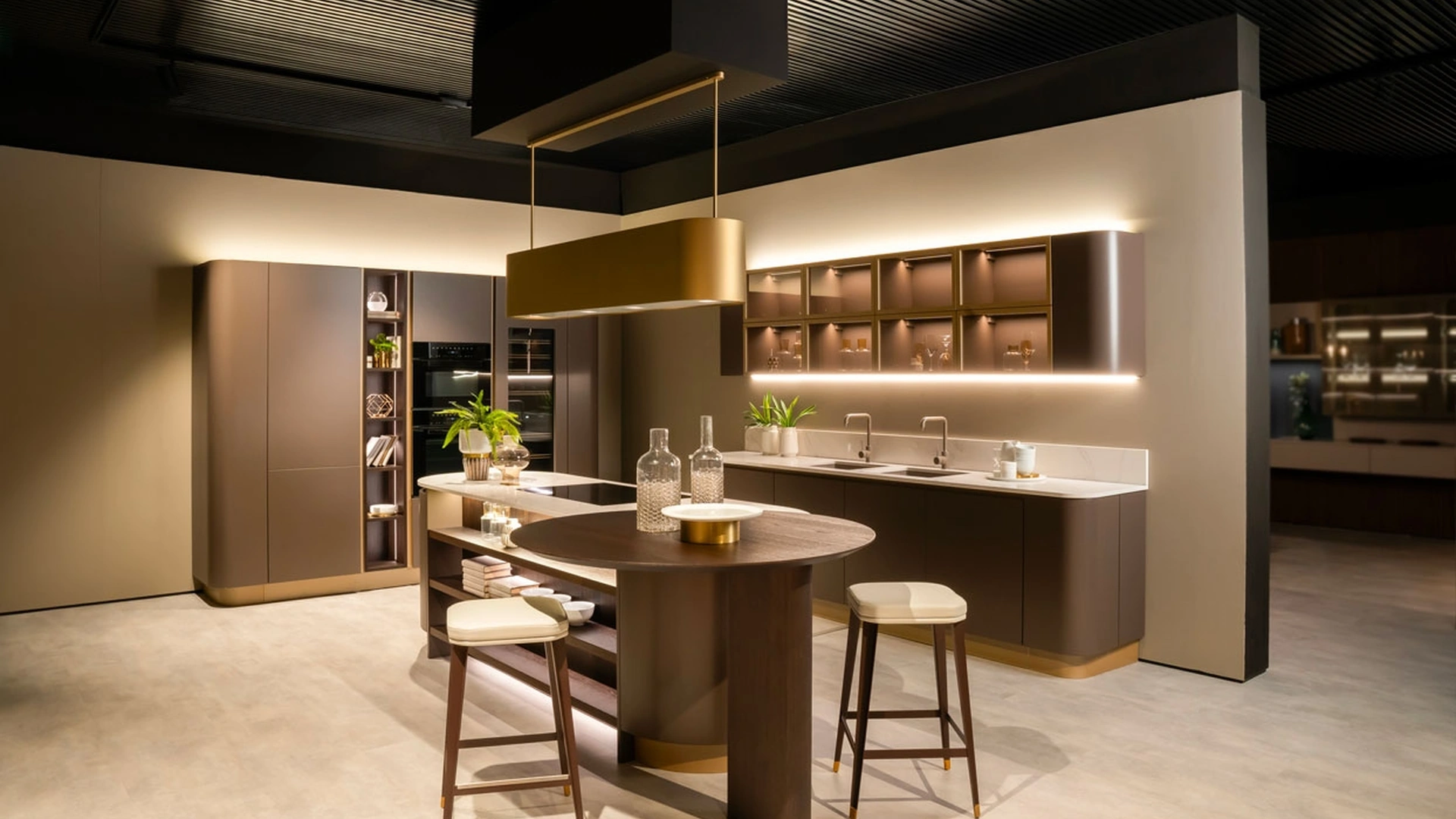 Cucina Moderna con isola Clover Design 00 di Lube