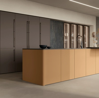 Cucina Moderna con isola Shade Lab 01 di Lube