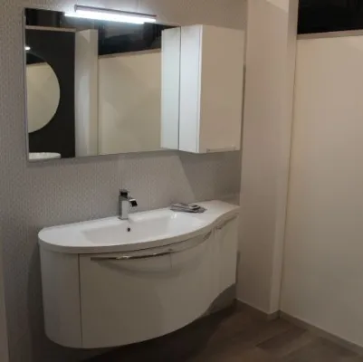 Mobile bagno curvo