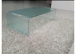 Tavolino in vetro curvo trasparente Big Golden Unico Italia