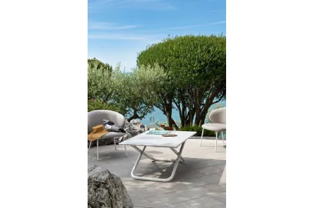 Tavolino in metallo Easy di Connubia