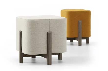 Pouf Kip in tessuto con struttura in legno di Doimo Salotti