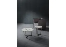 Tavolino rotondo Clio con top in HPL effetto marmo Bianco e base in metallo di La Primavera