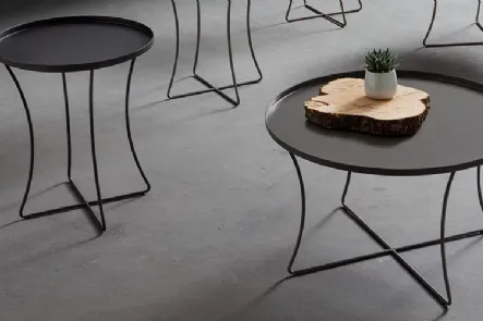 Tavolino rotondo in metallo verniciato Mia di La Primavera