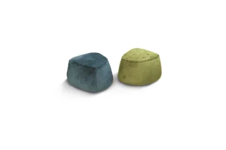 Pouf in tessuto liscio o capitonnè Odeon di Unico Italia