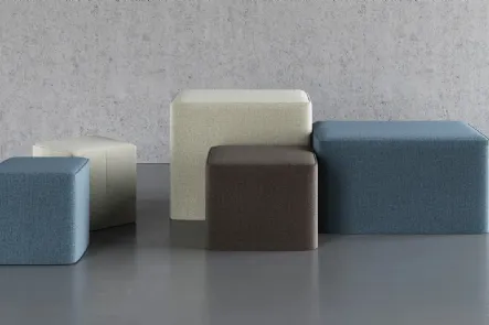 Pouf in tessuto disponibile in cinque misure diverse Porter di Doimo Salotti