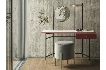 Pouf Puffoso in tessuto con struttura in acciaio laccato di Bontempi
