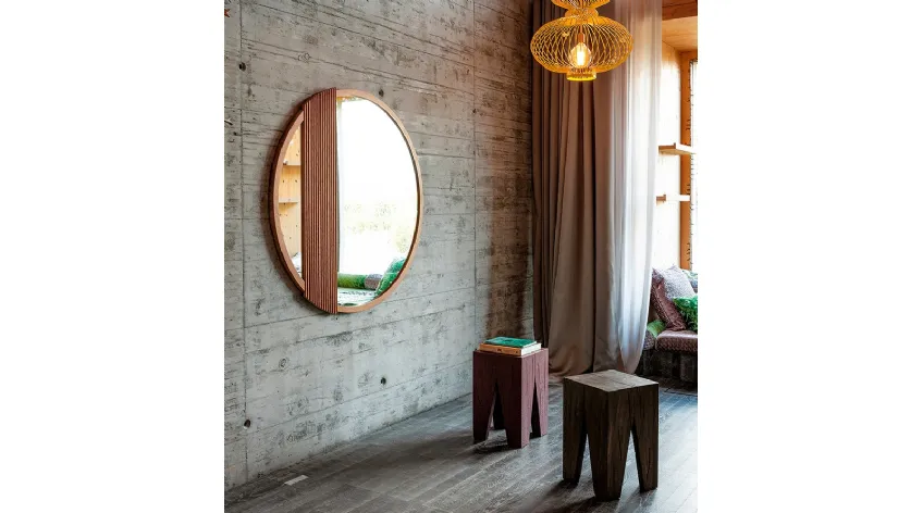 Specchio Zero 16 Rotondo con cornice e decorazione i Rovere massello di Devina Nais