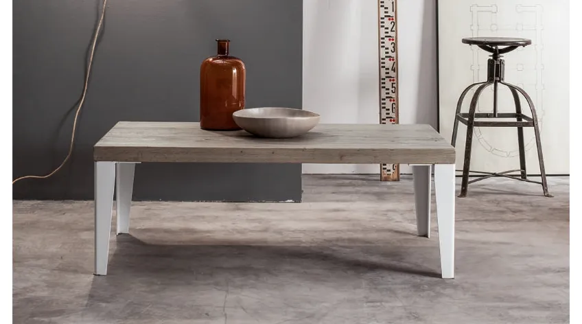 Tavolino Wood di Devina Nais
