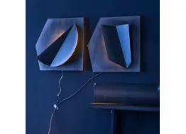 Lampada come un quadro luminoso in finitura metallica Amadeus light di Adriani e Rossi