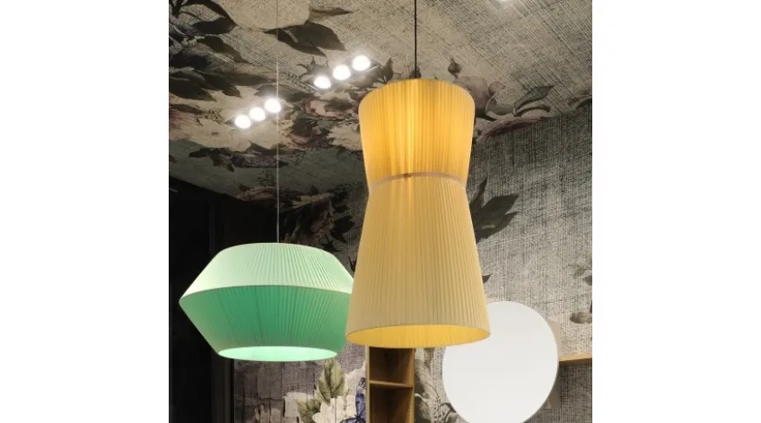 Lampada sospesa in tessuto plissettato Ballet di Adriani e Rossi