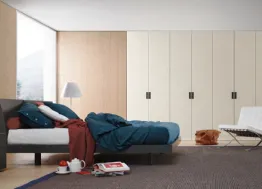 Letto in legno con testiera Brio di Sangiacomo