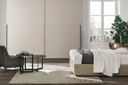 Letto Dafne in ecopelle con contenitore di Tomasella
