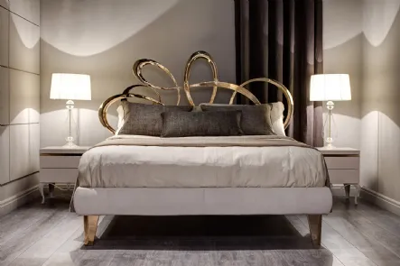 Letto classico con testiera in metallo finitura oro Dolcevita Cantori