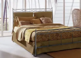 Letto matrimoniale in ferro battuto Eolo di Bontempi