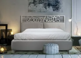 Letto in tessuto imbottito con testiera con scritta in ferro battuto Elise di Florentiabed