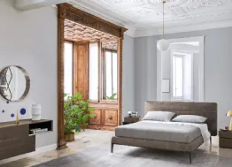 Letto in tessuto con testiera Gaston di Sangiacomo