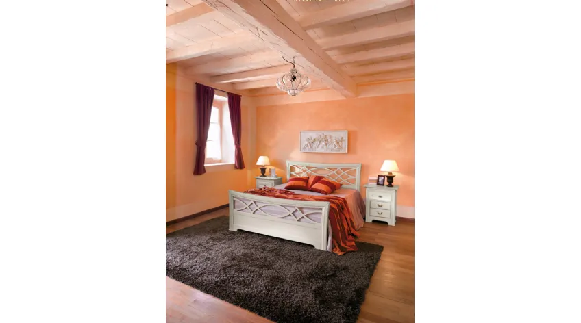 Letto in legno laccato opaco con testiera Natalia di Tonin Casa