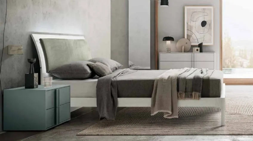 Letto con testiera Parentesi di SantaLucia