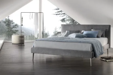 Letto elegante in tessuto con testiera Sander di V&Nice