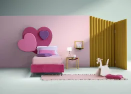 Letto moderno con testiera a forma di cuore Sweet di Bside