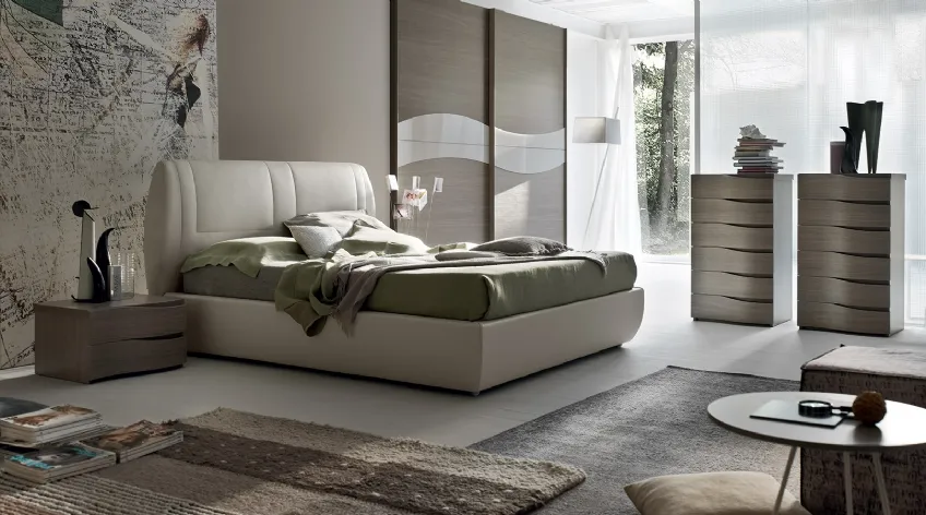 Letto in ecopelle imbottito con testiera Soft di Maronese Acf