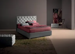 Letto in ecopelle con testiera lavorazione capitonnè Tender di Bside