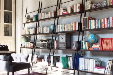Libreria Easy di Devina Nais