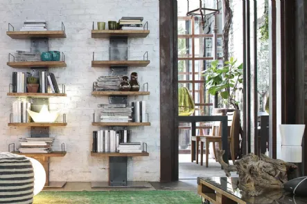 Libreria Infinity di Devina Nais