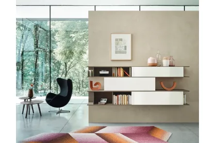 Libreria sospesa Lampo L6C13 in vetro lucido e impiallacciato Rovere di Sangiacomo