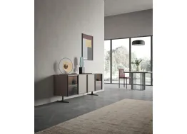 Madia in laccato opaco terra con ante in vetro bronzato e cemento écru Glass 2 di Orme