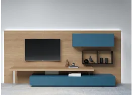 Parete attrezzata Zero 16 L30 in legno massello laccato e naturale di Devina Nais