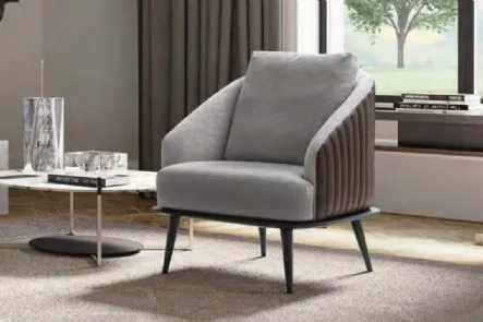 Poltrona in tessuto con schienale trapuntato Lala di Le Comfort