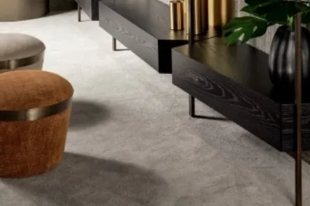Pouf con anello in metallo Portofino di Cantori