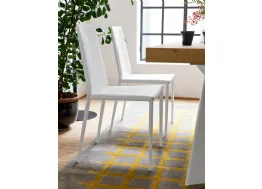 Sedia in cuoio rigenerato con struttura in metallo bianco opaco Boheme di Connubia