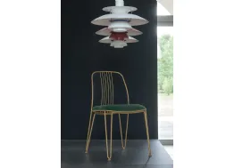 Sedia Granada con struttura in metallo verniciato e seduta imbottita e rivestita in morbida microfibra effetto velluto di Target Point