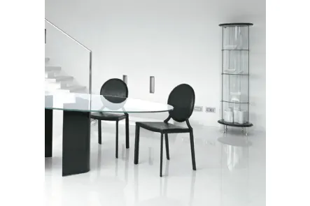 Sedia in cuoio con decorazione floreale sullo schienale Rondò di Unico Italia