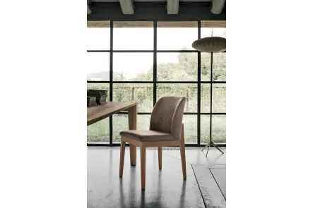 Sedia Salisburgo con struttura in legno verniciato e seduta in morbido tessuto Soft Touch Vintage di Target Point